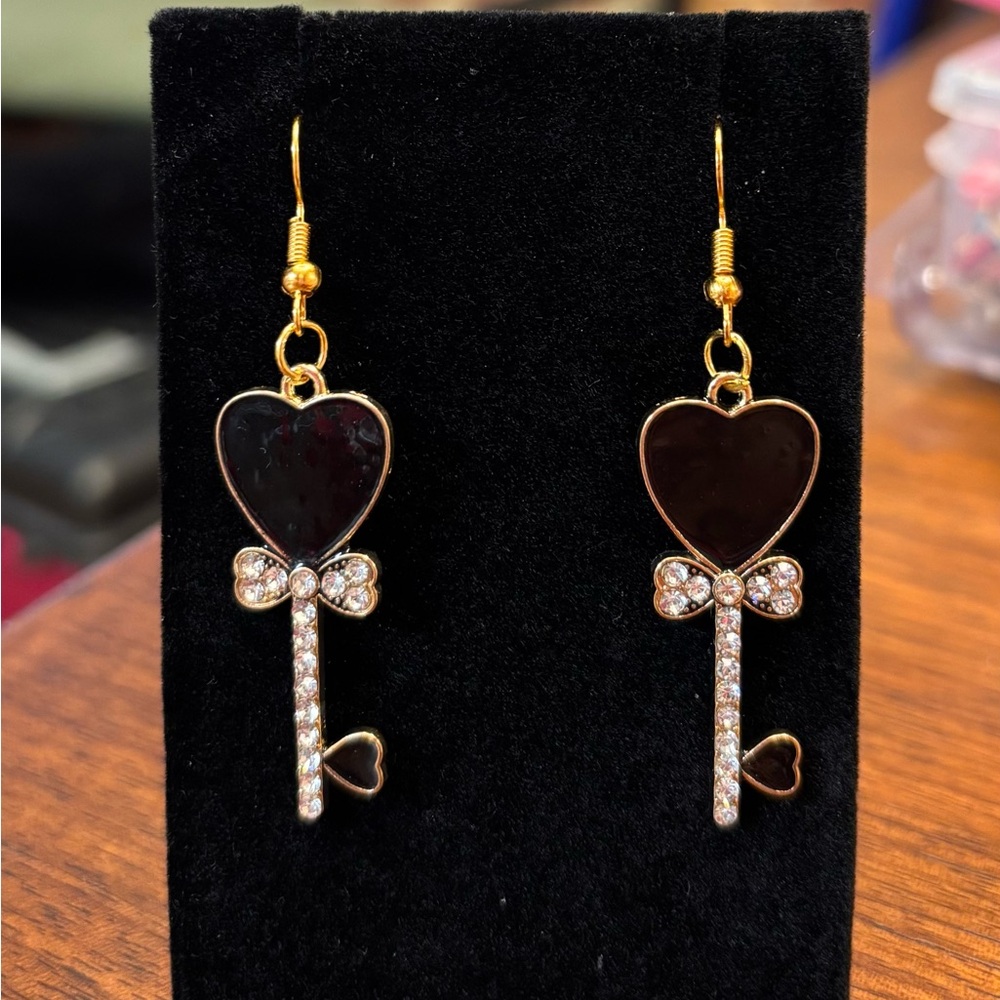 New valentine key black gold rhinestone Chic Heart Key Earrings photo has glare